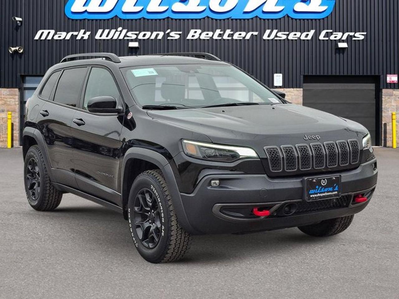 2022 Jeep Cherokee Trailhawk Elite 4x4 | Leather | Panoramic Sunroof | Heated + Cooled Seats | Heated Steering & More ! Photo