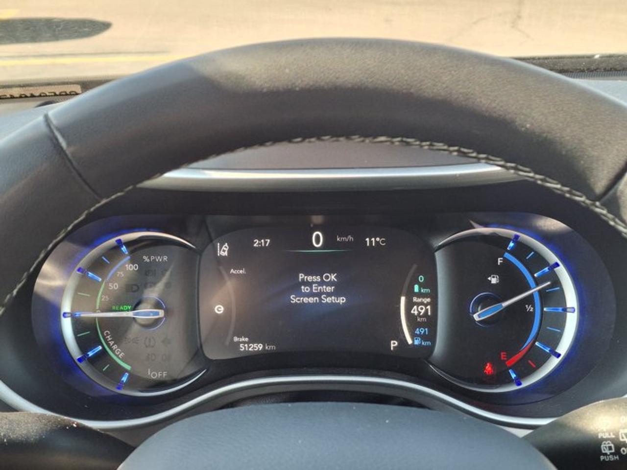2025 Chrysler Pacifica Hybrid Select | Leather | Adaptive Cruise | Heated Wheel + Seats | Power Sliding Doors + Liftgate and More! Photo