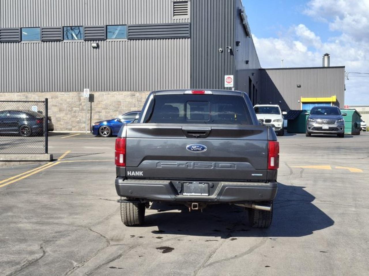 2018 Ford F-150 Lariat Sport 4x4 | Leather | Pano Roof | Heated + Ventilated Seats | B&O Audio | CarPlay & More ! Photo4