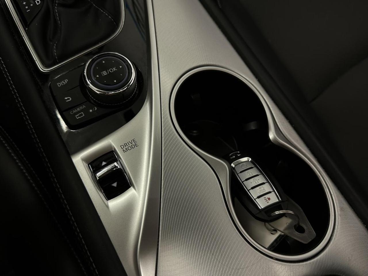 2024 Infiniti Q50 Luxe LUXURY/AWD/BLACK LEATHER/SUNROOF/30KM/OFF INFINITI LEASE! Photo