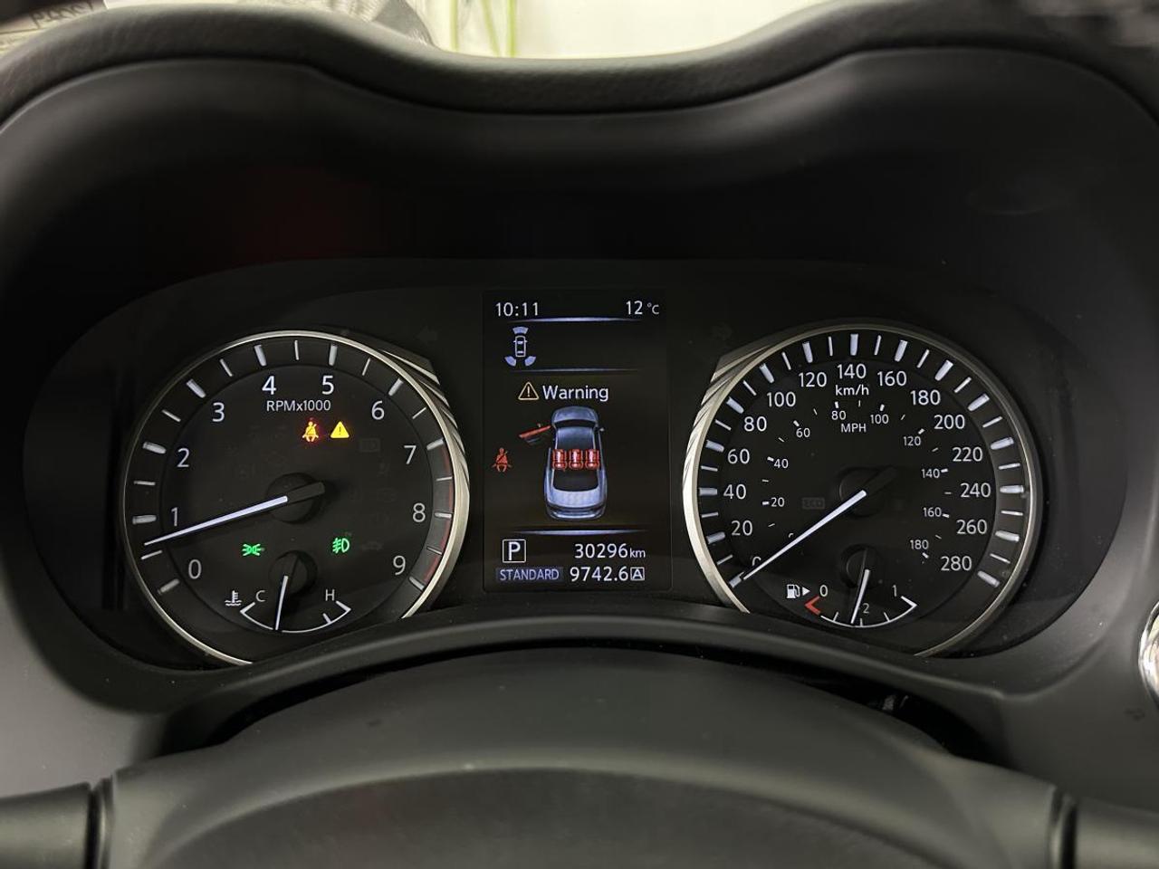 2024 Infiniti Q50 Luxe LUXURY/AWD/BLACK LEATHER/SUNROOF/30KM/OFF INFINITI LEASE! Photo