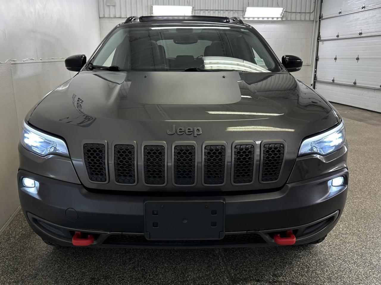 2022 Jeep Cherokee Trailhawk TRAILHAWK ELITE/4X4/PANOROOF/LEATHER/NAVI/PWR GATE/OFF LEASE! Photo1