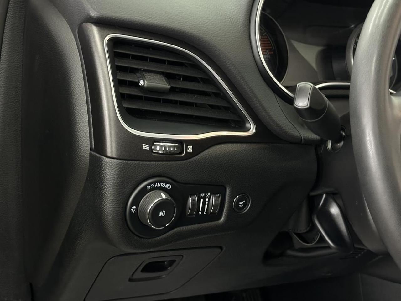 2022 Jeep Cherokee Trailhawk TRAILHAWK ELITE/4X4/PANOROOF/LEATHER/NAVI/PWR GATE/OFF LEASE! Photo