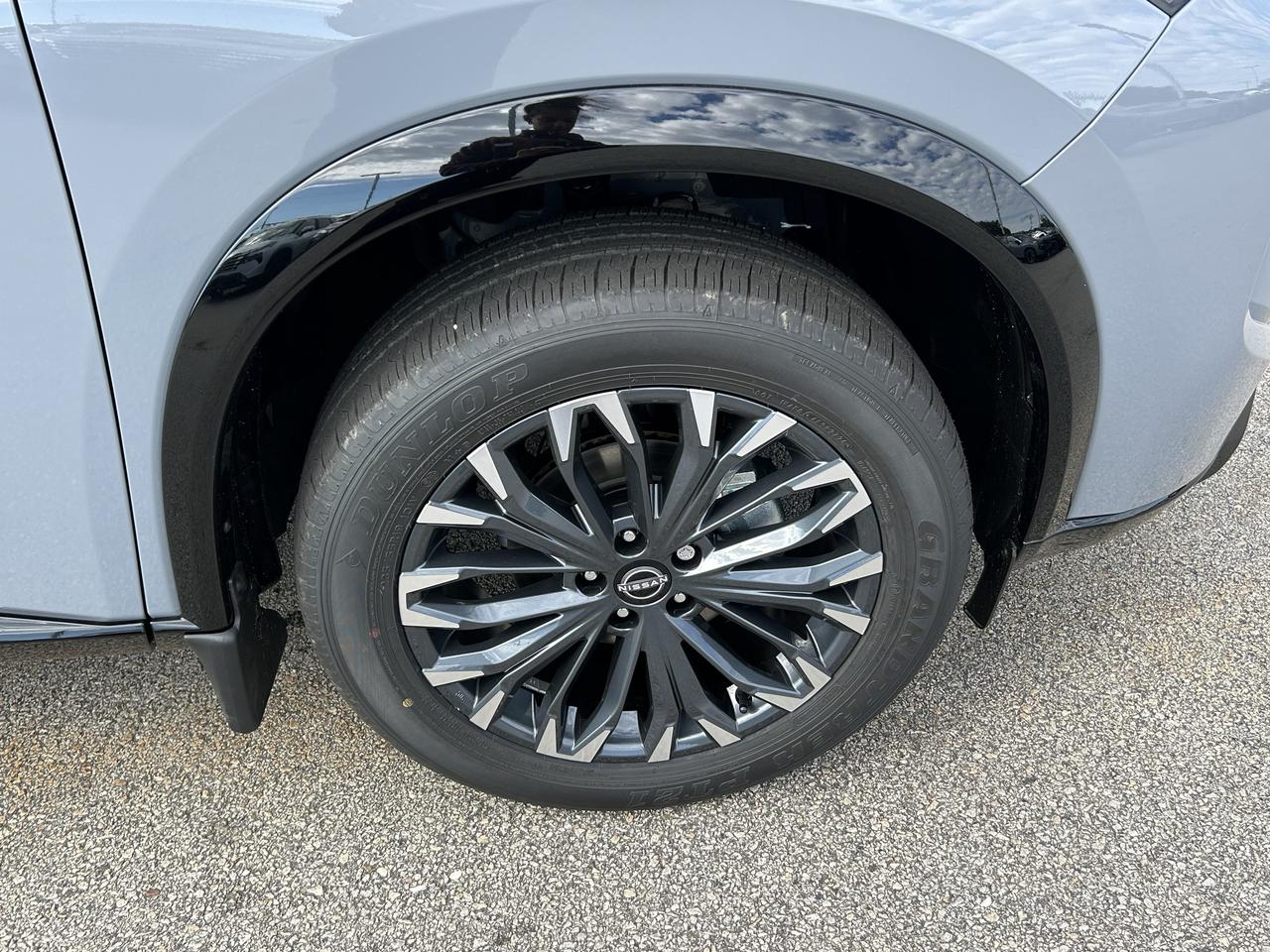 2026 Nissan ROGUE PLATINUM  Photo