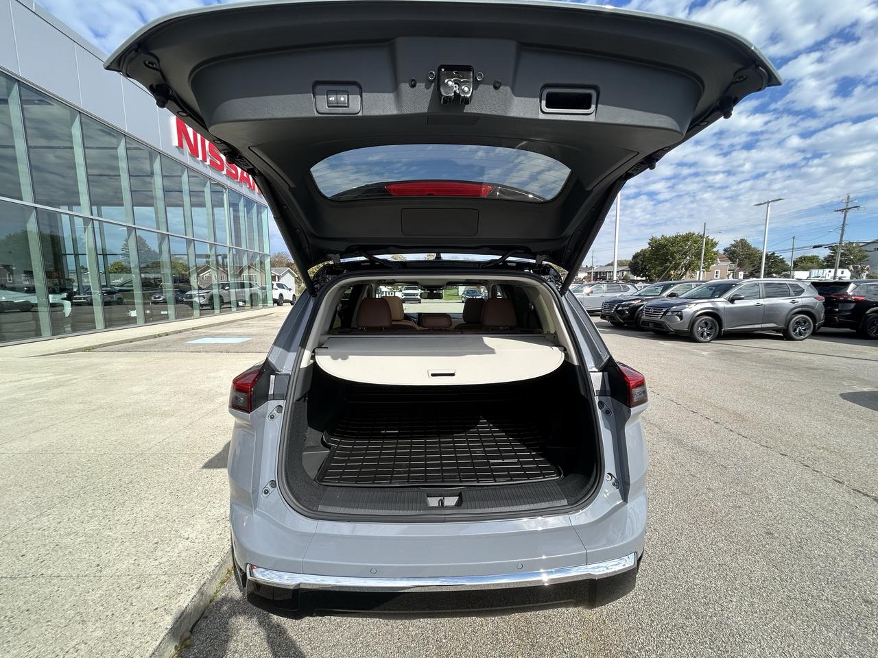 2026 Nissan ROGUE PLATINUM  Photo
