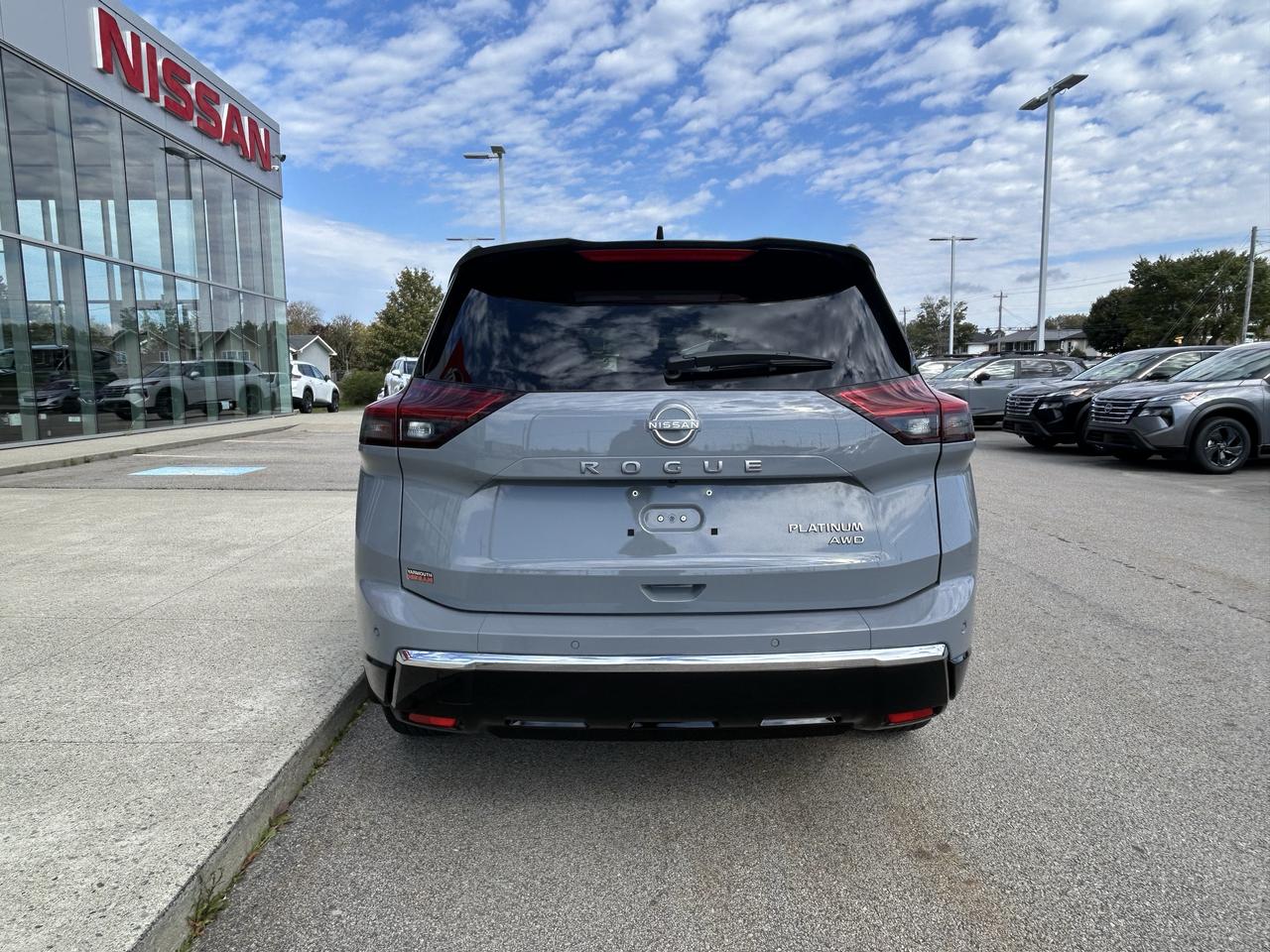 2026 Nissan ROGUE PLATINUM  Photo