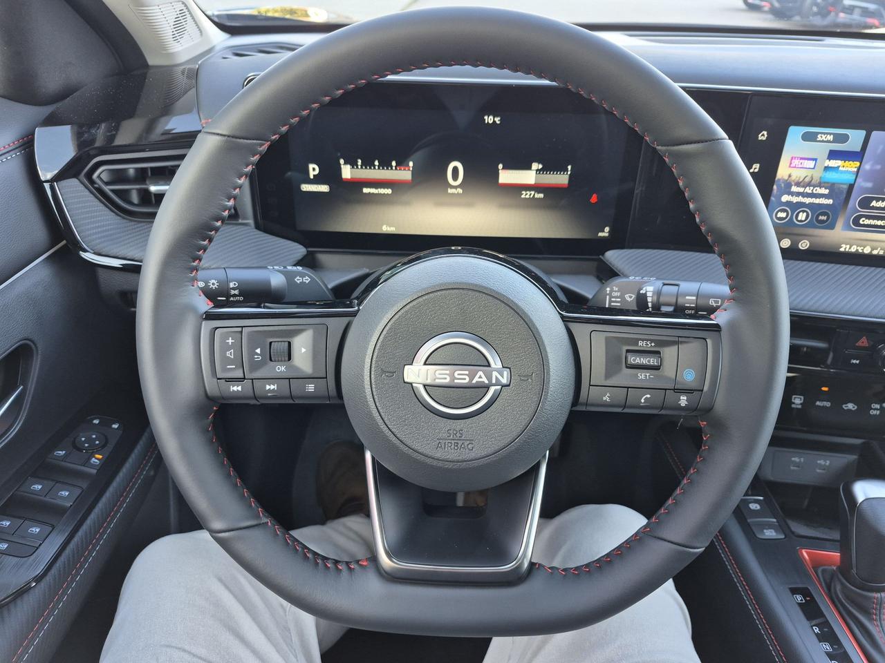 2027 Nissan Kicks SR PREMIUM Photo