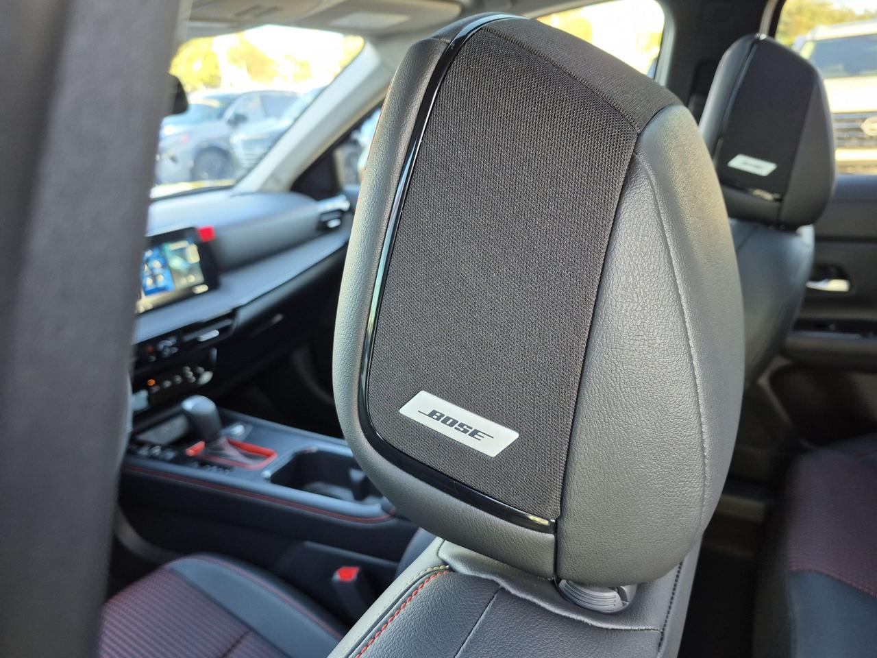 2027 Nissan Kicks SR PREMIUM Photo
