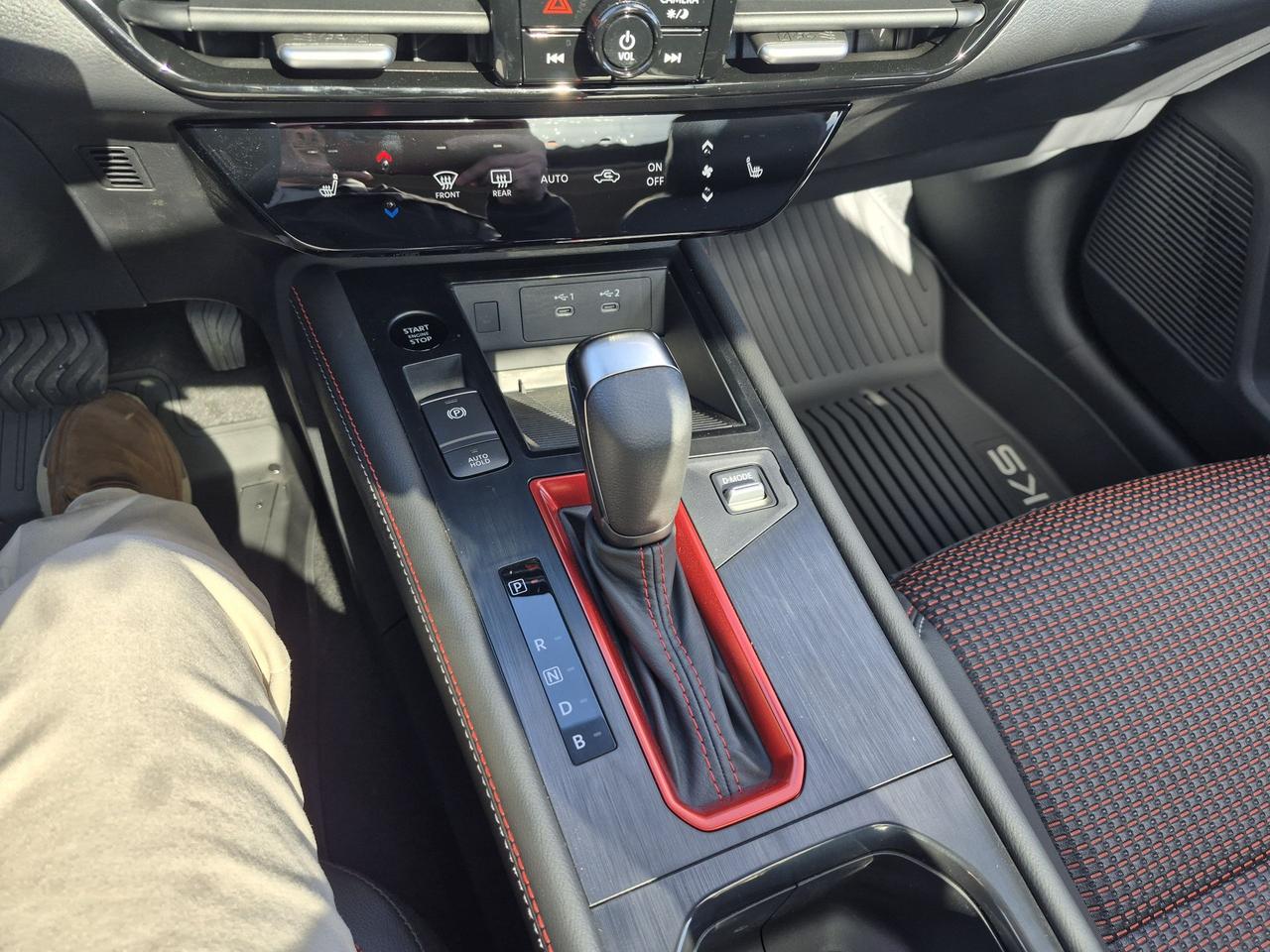 2027 Nissan Kicks SR PREMIUM KICKS SR AWD Photo