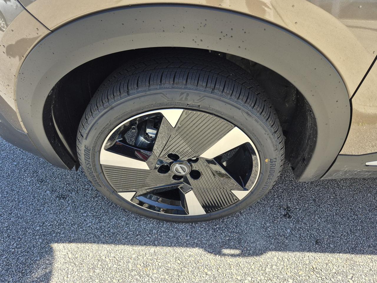 2027 Nissan Kicks SR PREMIUM KICKS SR AWD Photo