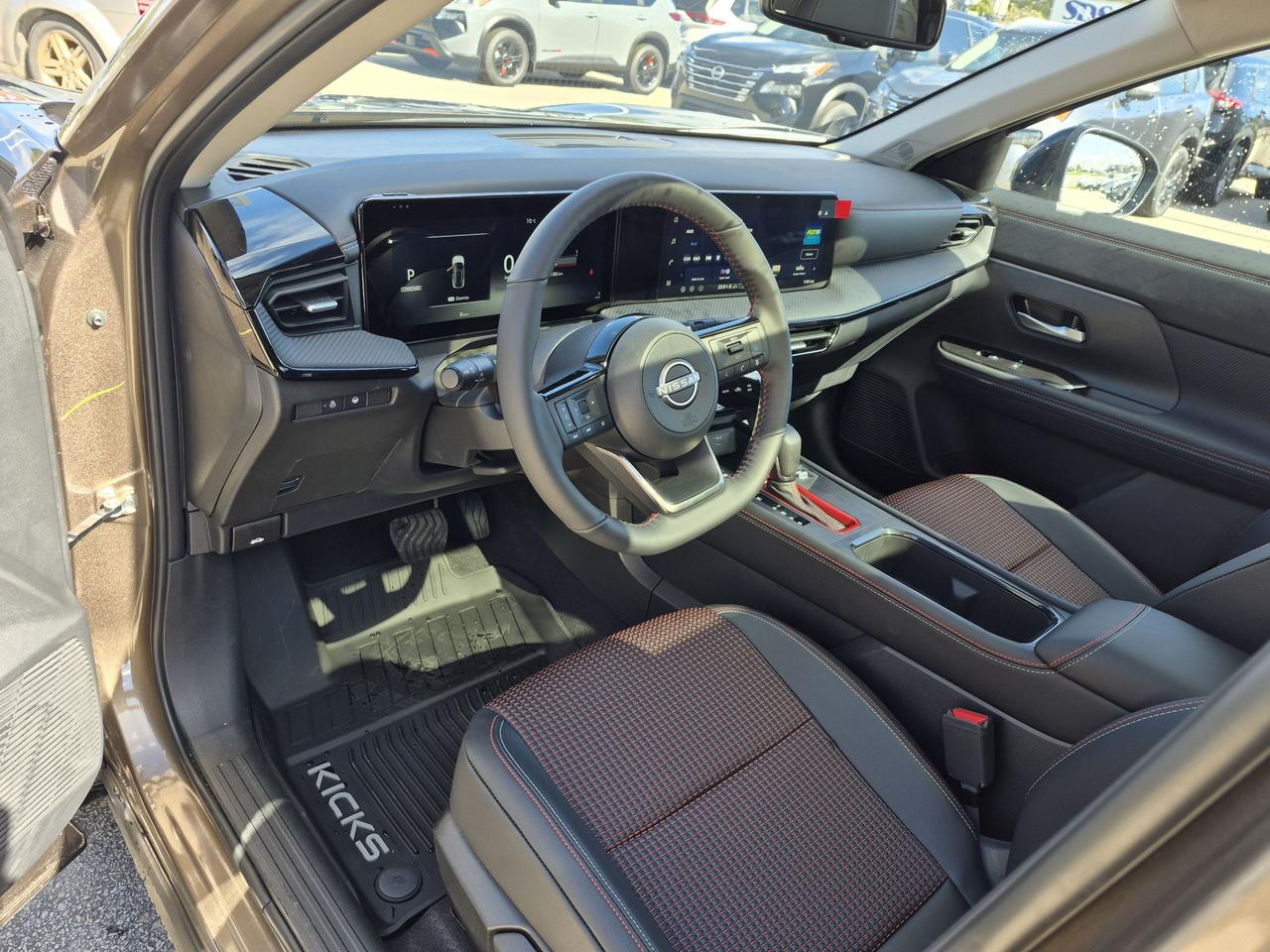 2027 Nissan Kicks SR PREMIUM KICKS SR AWD Photo