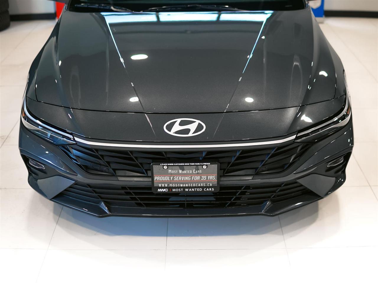 2025 Hyundai Elantra PREFERRED | BLIND SPOT | APP CONNECT | NO ACCIDENTS Photo