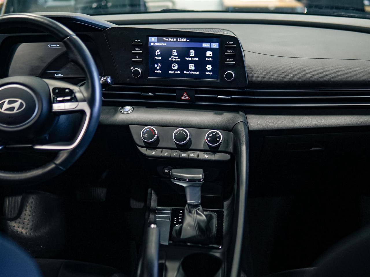 2025 Hyundai Elantra PREFERRED | BLIND SPOT | APP CONNECT | NO ACCIDENTS Photo