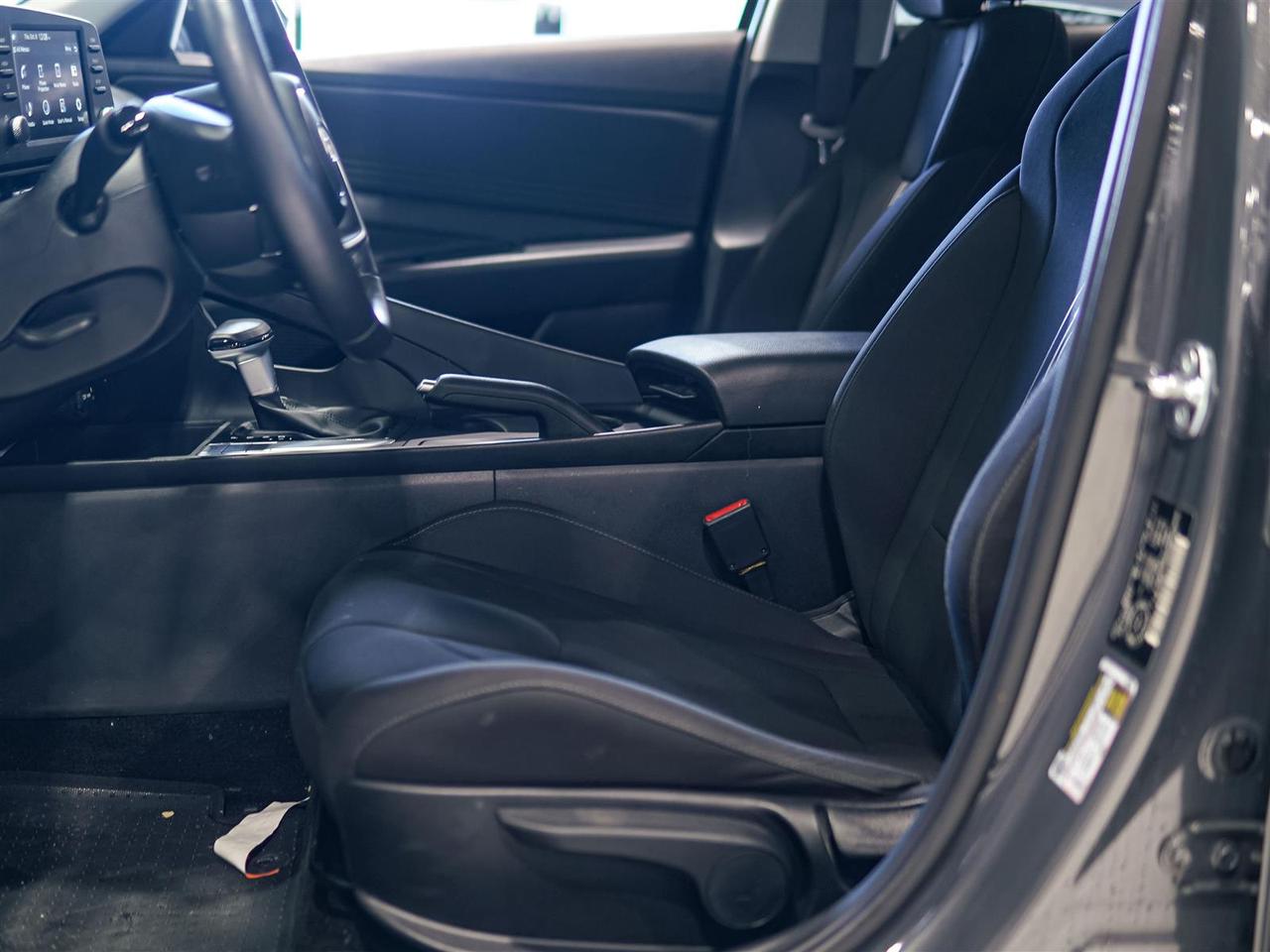 2025 Hyundai Elantra PREFERRED | BLIND SPOT | APP CONNECT | NO ACCIDENTS Photo