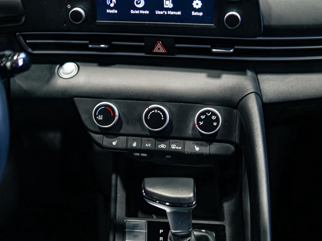2025 Hyundai Elantra PREFERRED | BLIND SPOT | APP CONNECT | NO ACCIDENTS Photo