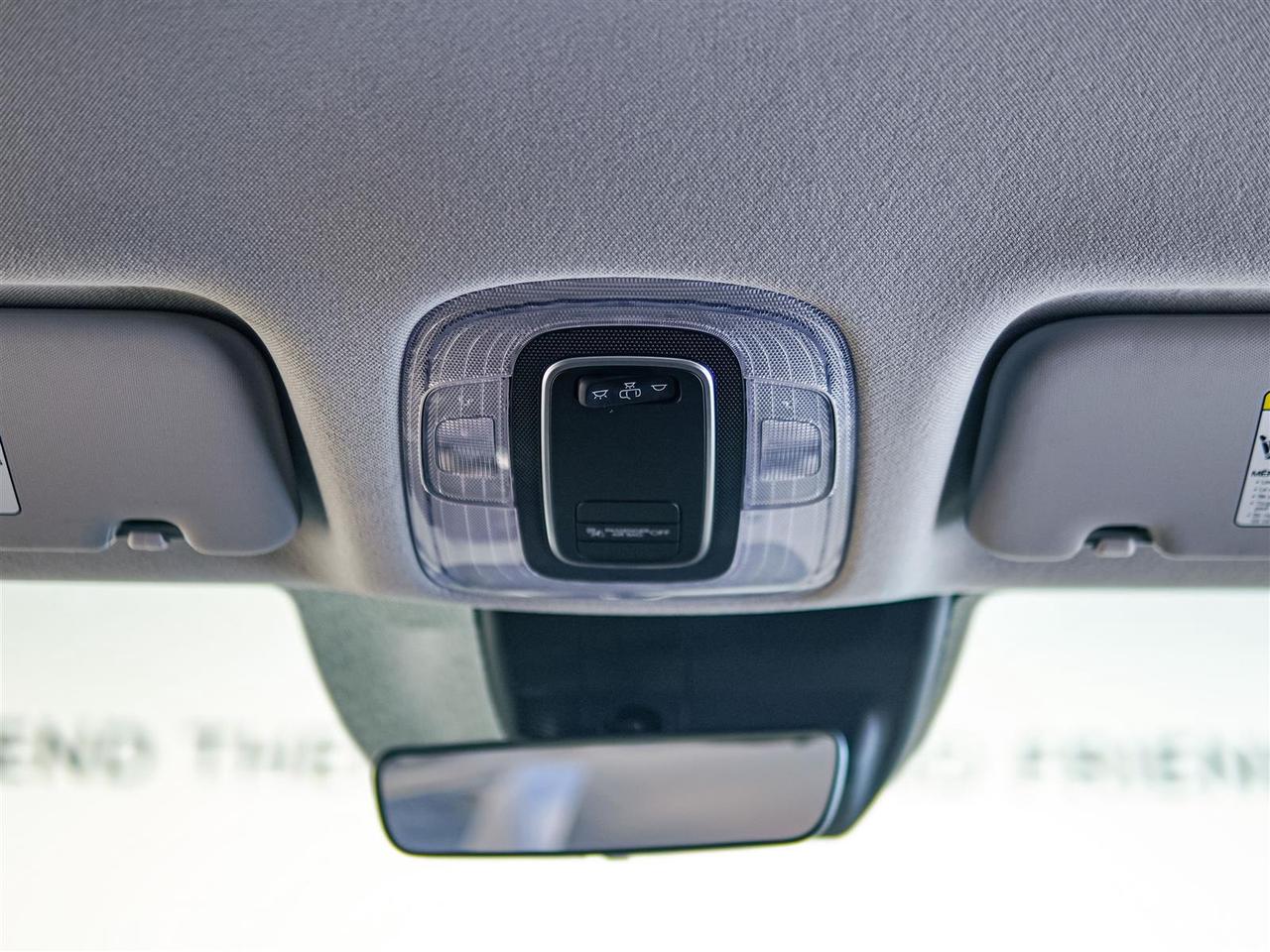 2025 Hyundai Elantra PREFERRED | BLIND SPOT | APP CONNECT | NO ACCIDENTS Photo