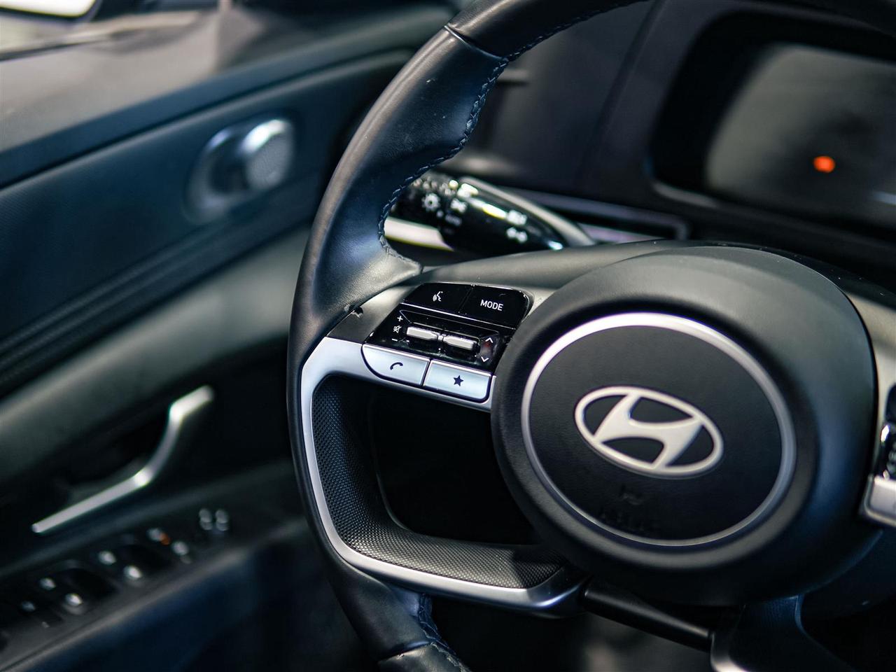 2025 Hyundai Elantra PREFERRED | BLIND SPOT | APP CONNECT | NO ACCIDENTS Photo