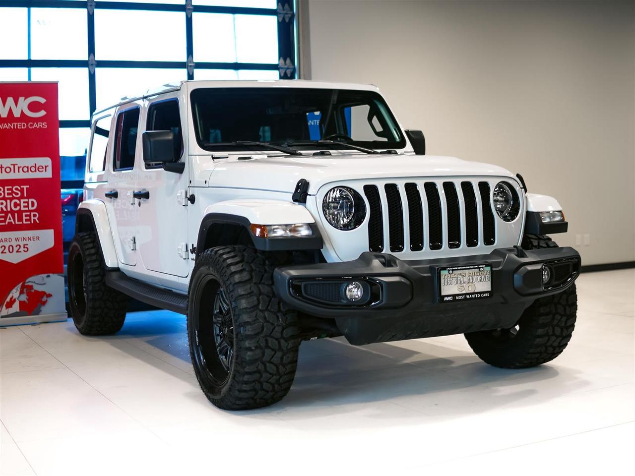 2021 Jeep Wrangler SAHARA ALTITUDE 4X4 | 20 INCH FUEL RIMS AND TIRES Photo