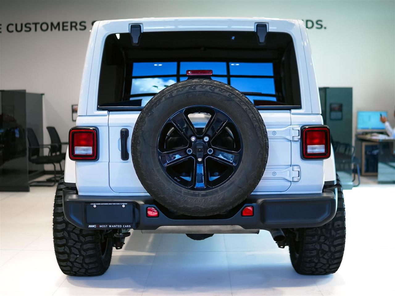 2021 Jeep Wrangler SAHARA ALTITUDE 4X4 | 20 INCH FUEL RIMS AND TIRES Photo