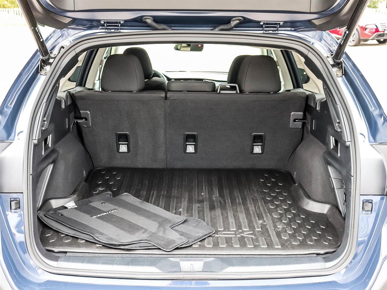 2025 Subaru Outback Touring Photo