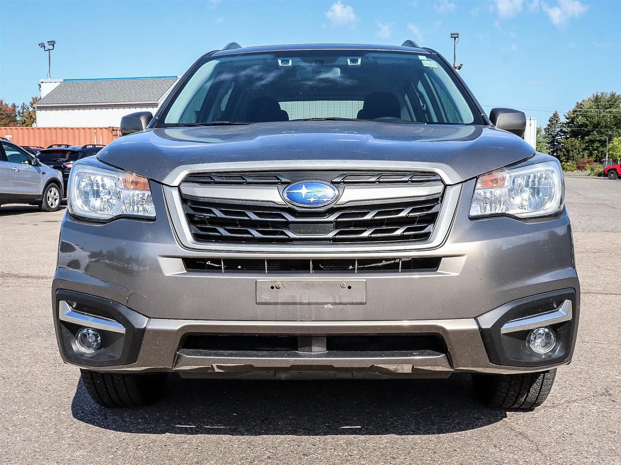 2017 Subaru Forester i Touring w/Tech Pkg Photo1