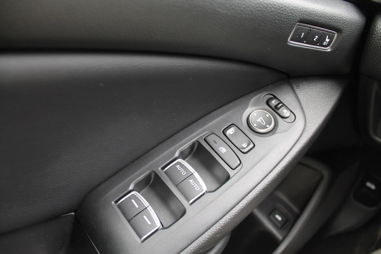 2018 Honda Accord Touring Photo