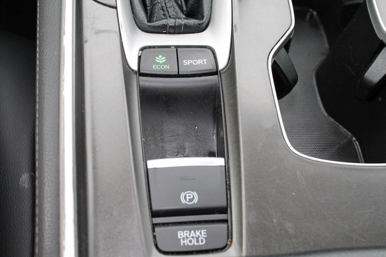 2018 Honda Accord Touring Photo