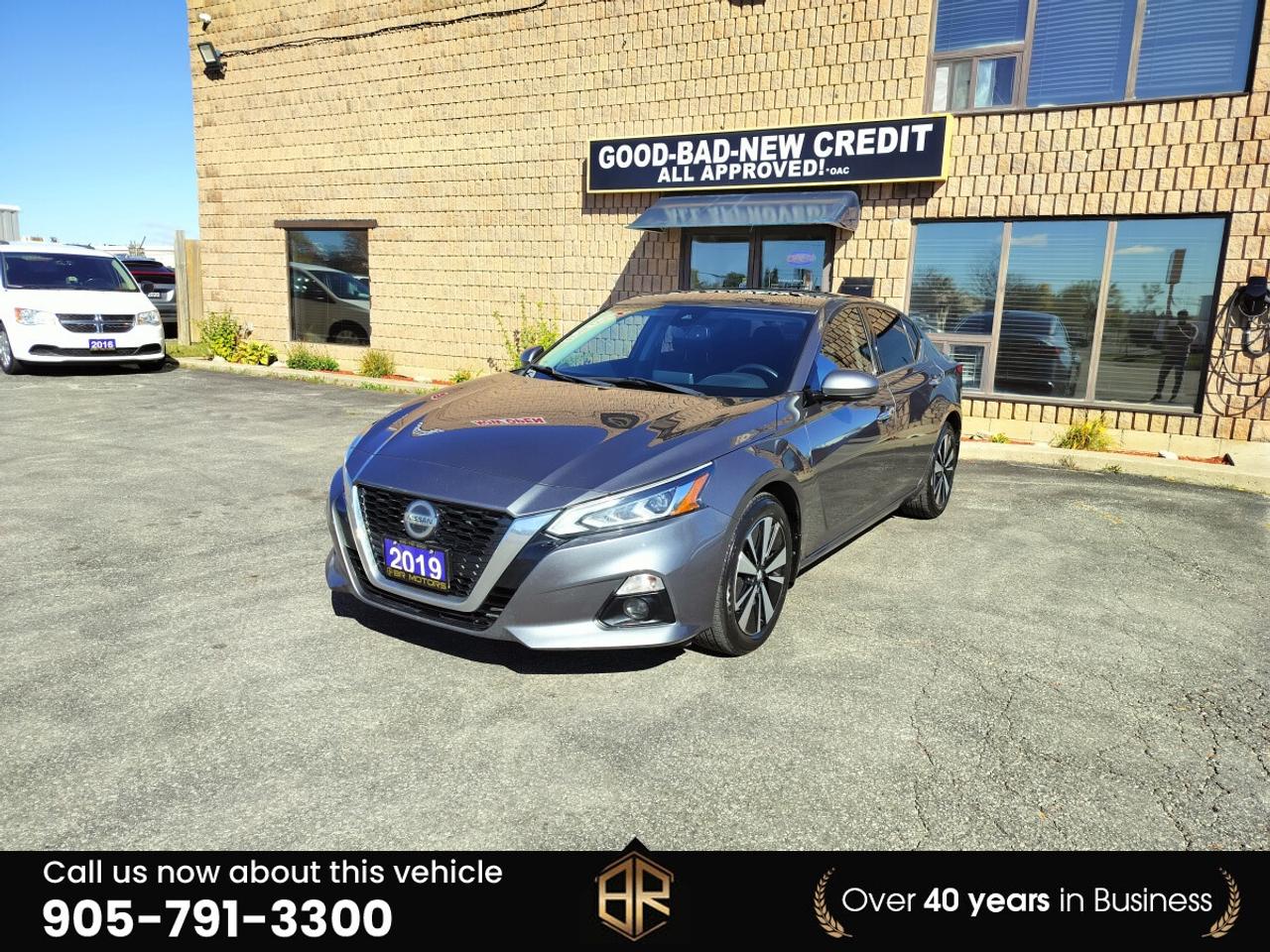 2019 Nissan Altima SV | No Accidents Reported Photo0