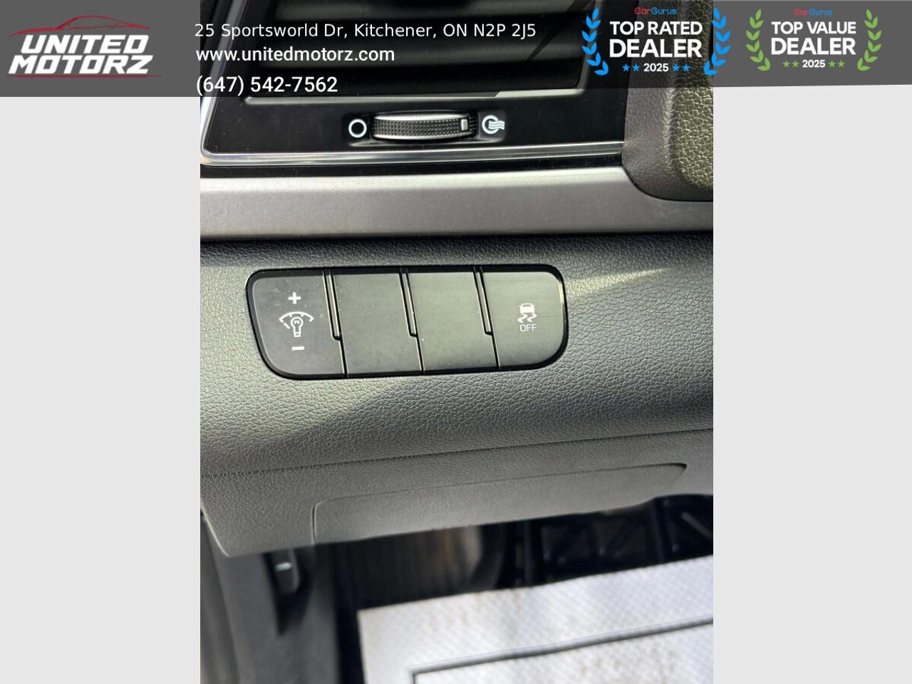 2017 Hyundai Elantra L Man MANUAL FWD 2.0L 4cyl~SAFETY CERTIFIE Photo