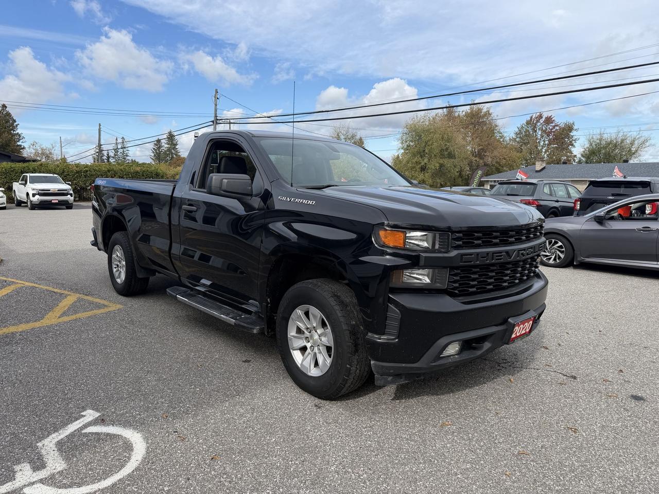2020 Chevrolet Silverado 1500 Work Truck-5.3 V8-8ft bed -leather seats -4x4 - Photo