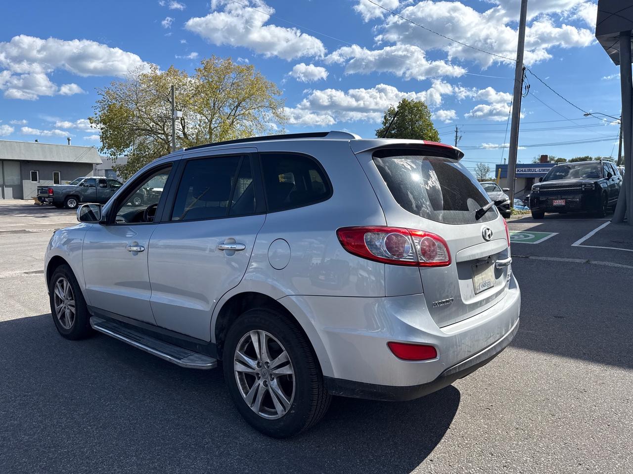 2010 Hyundai Santa Fe Limited 3.5 Photo
