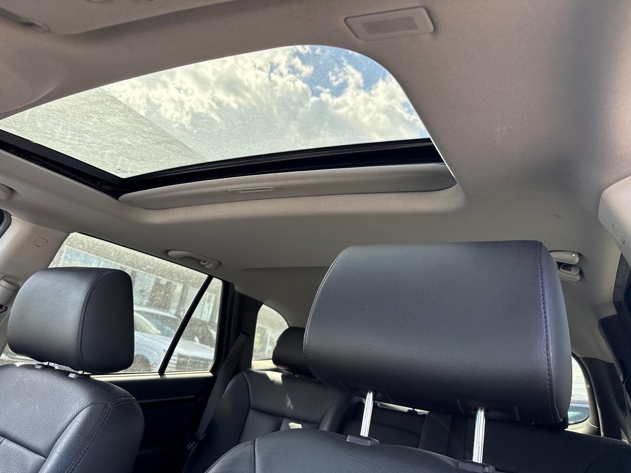 2010 Hyundai Santa Fe Limited 3.5 Photo