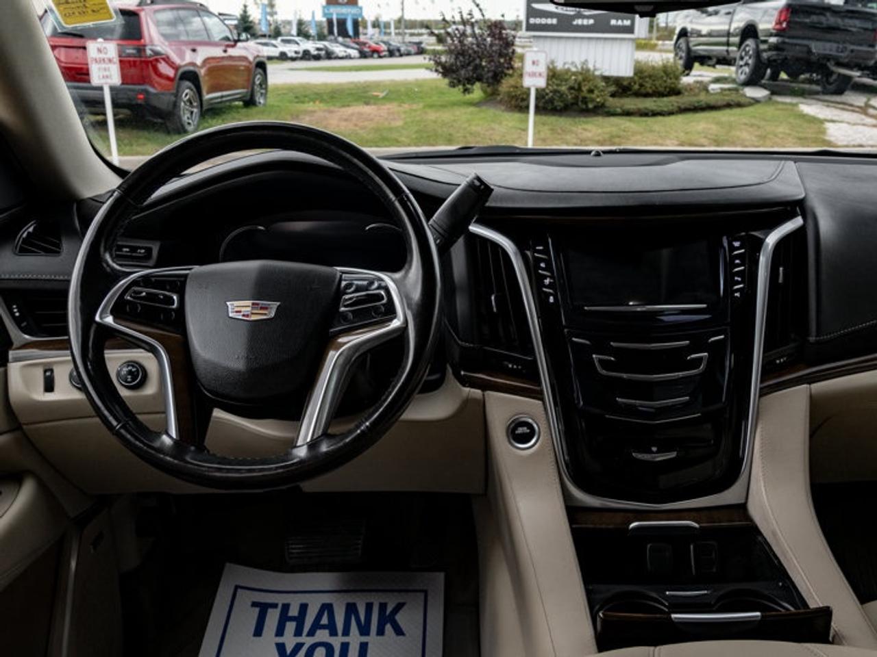 2020 Cadillac Escalade LUXURY Photo