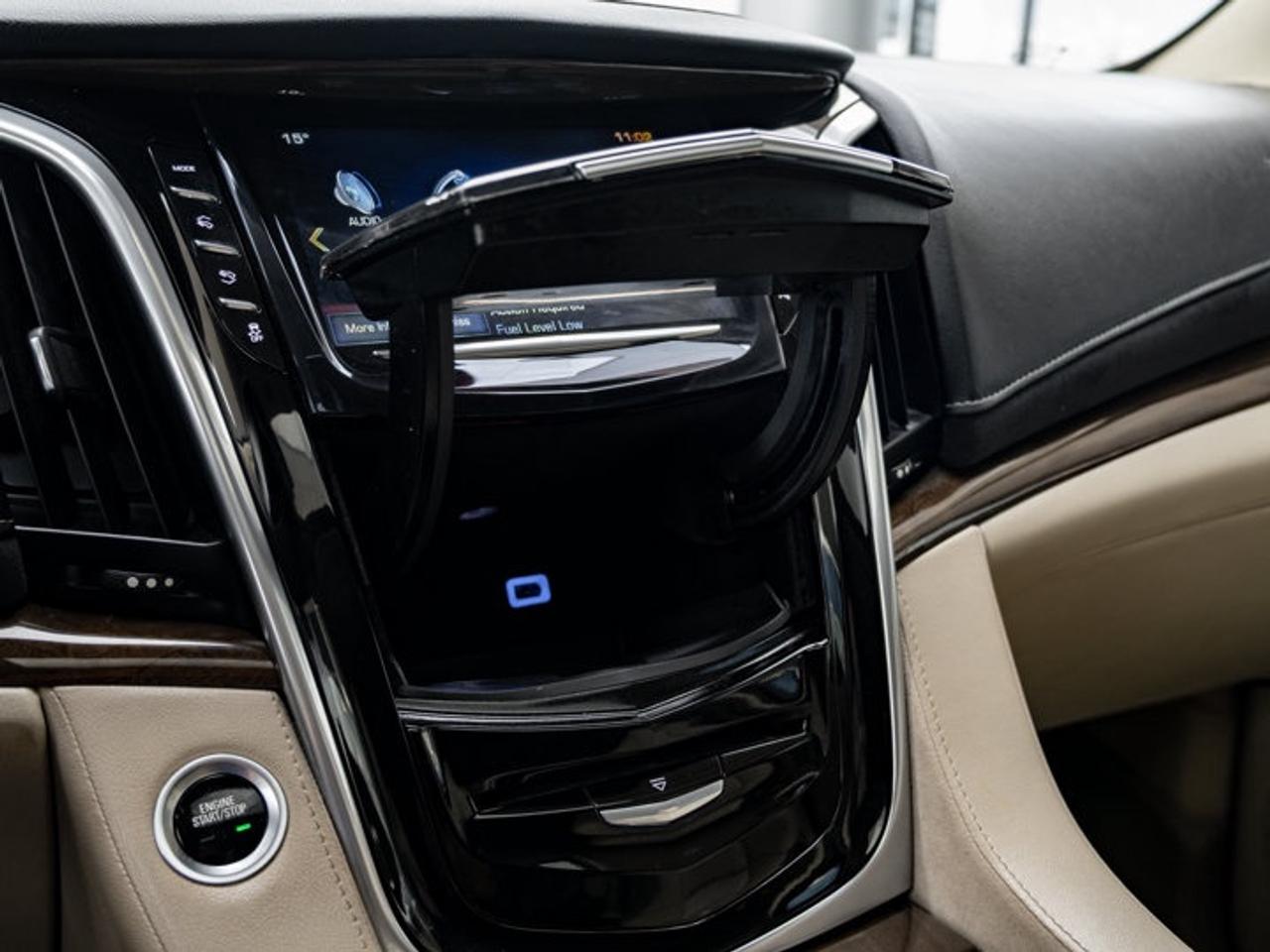 2020 Cadillac Escalade LUXURY Photo