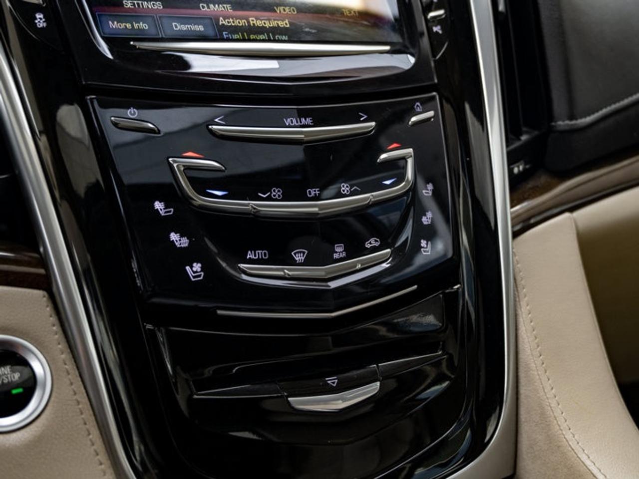 2020 Cadillac Escalade LUXURY Photo