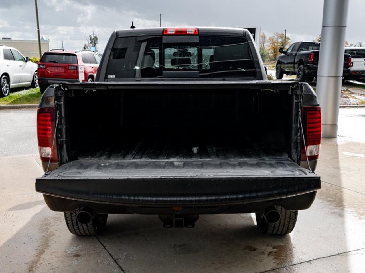 2022 RAM 1500 Classic WARLOCK Photo