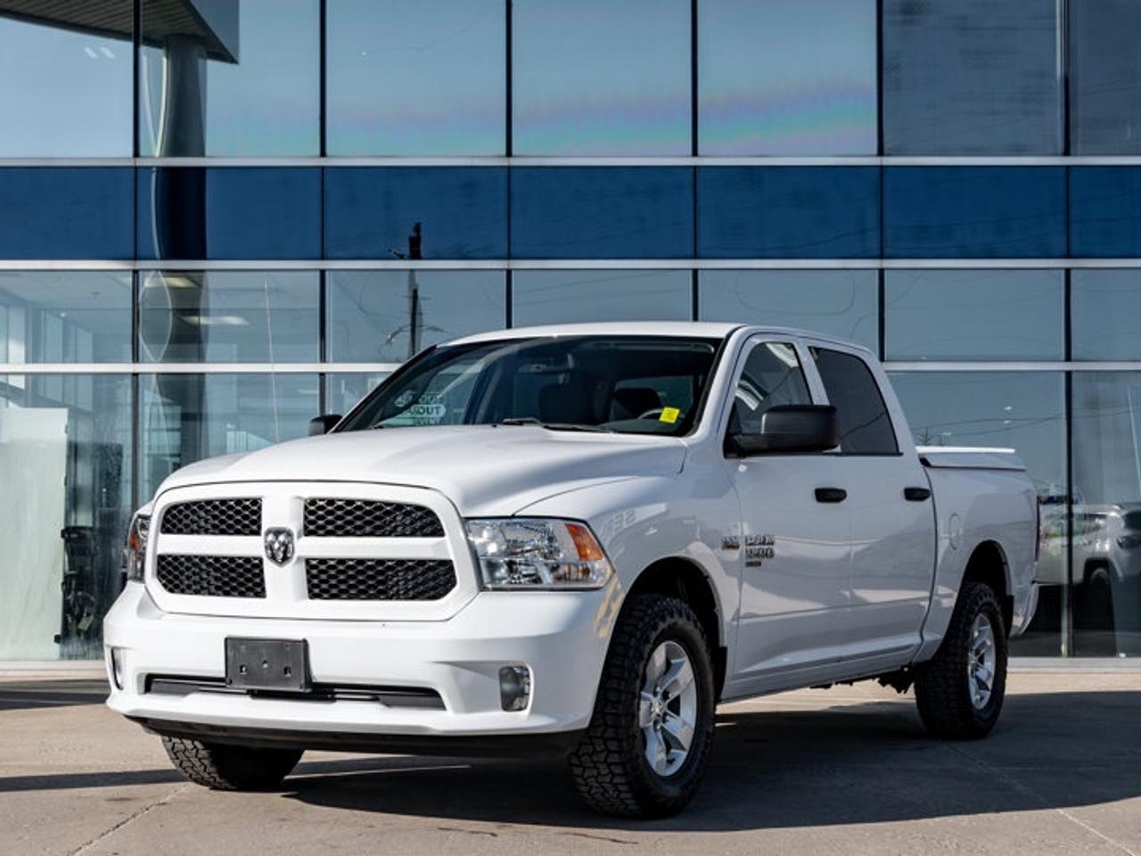 2019 RAM 1500 Classic EXPRESS Photo5
