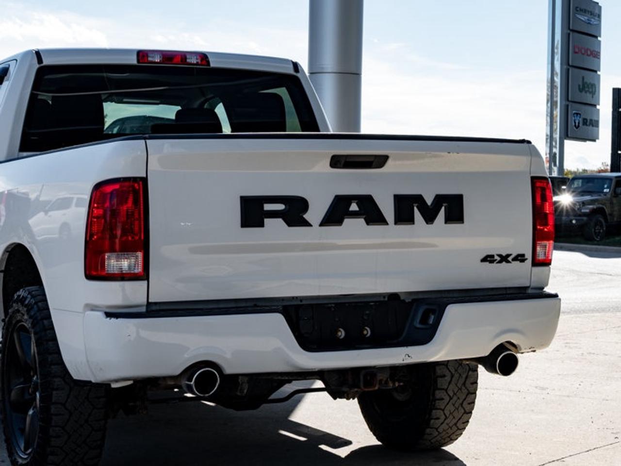 2019 RAM 1500 Classic EXPRESS Photo