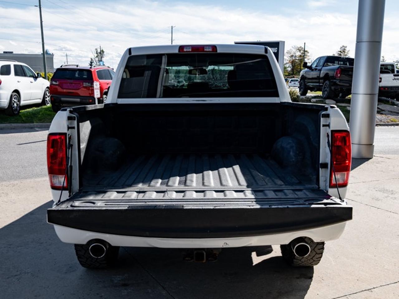 2019 RAM 1500 Classic EXPRESS Photo