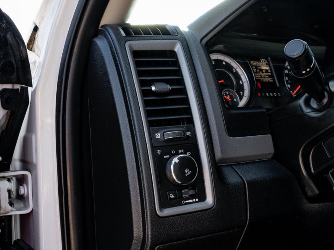 2019 RAM 1500 Classic EXPRESS Photo