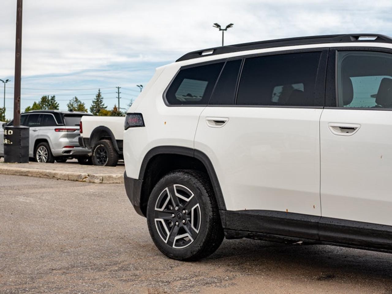 2026 Jeep Cherokee laredo Photo