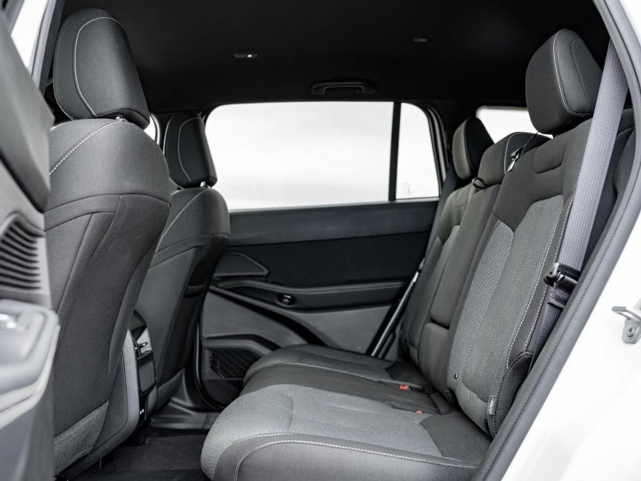 2026 Jeep Cherokee laredo Photo
