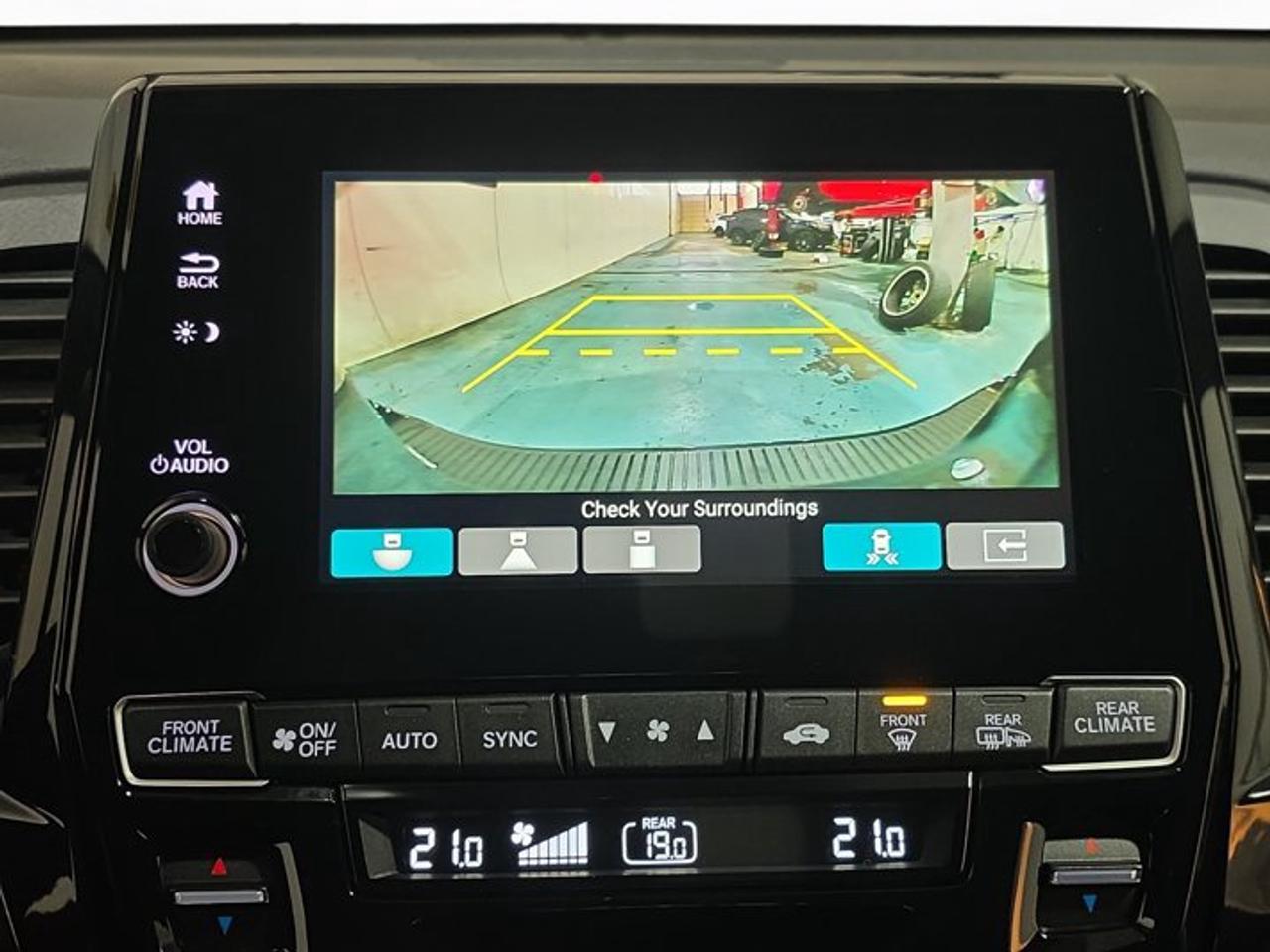 2024 Honda Odyssey  Photo