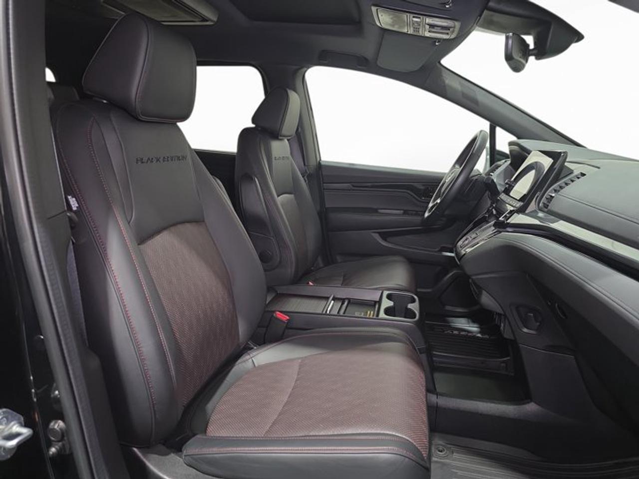 2024 Honda Odyssey  Photo