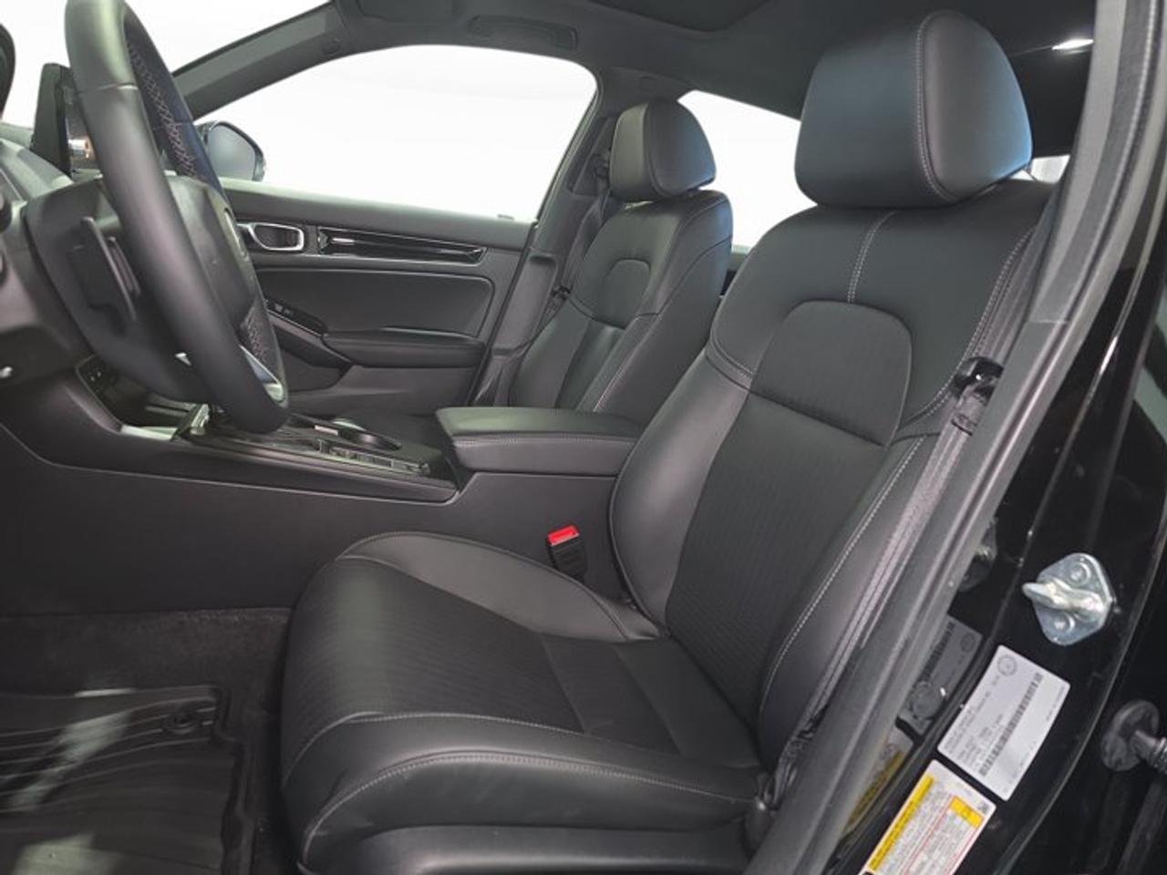 2025 Honda Civic Hybrid Sport Touring Photo