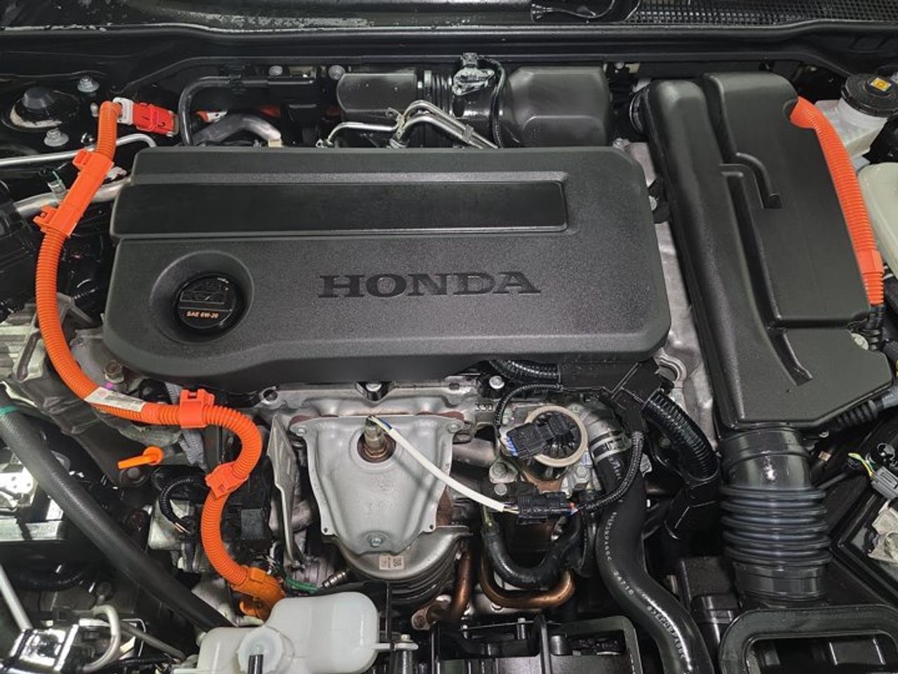 2025 Honda Civic Hybrid Sport Touring Photo