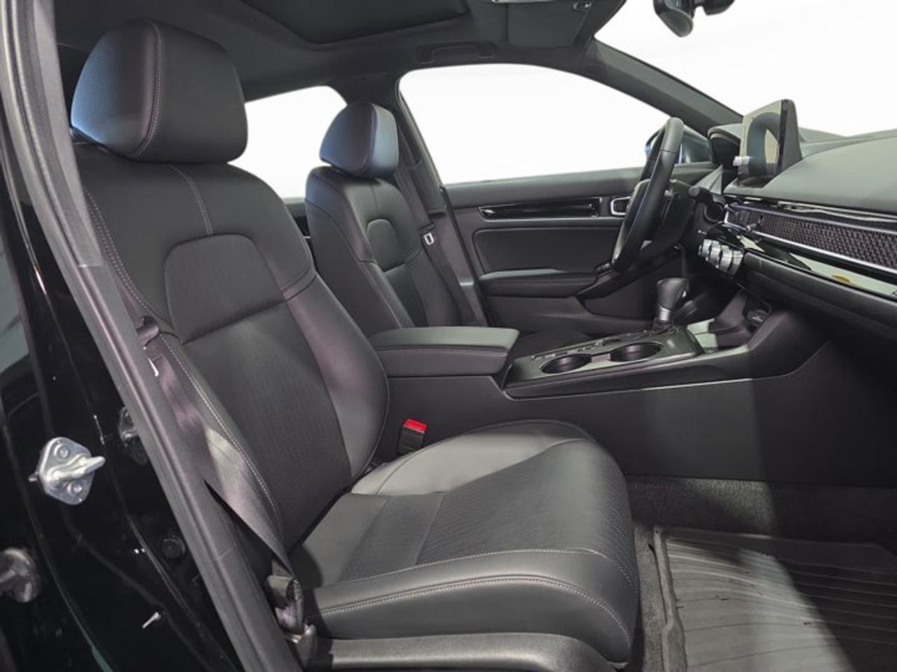 2025 Honda Civic Hybrid Sport Touring Photo