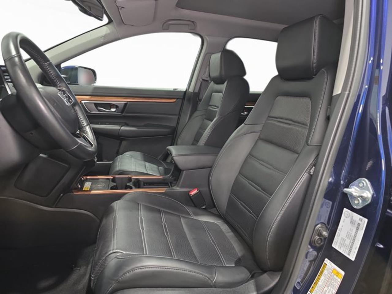 2022 Honda CR-V Touring Photo