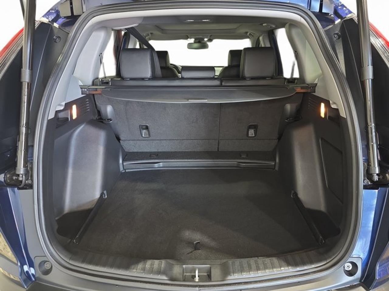 2022 Honda CR-V Touring Photo