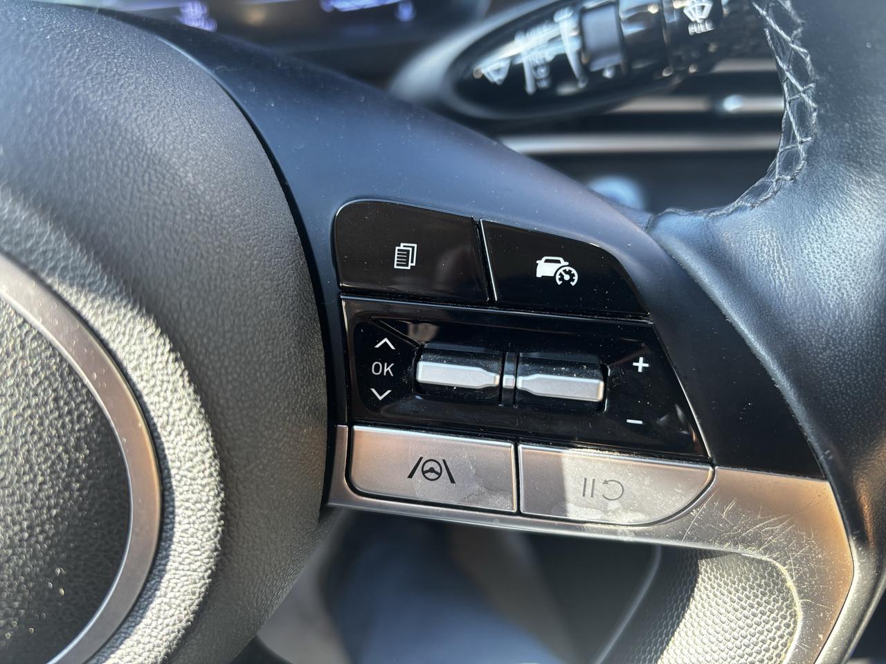 2024 Hyundai Elantra Preferred, Lane Departure Alert, Remote Starter Photo